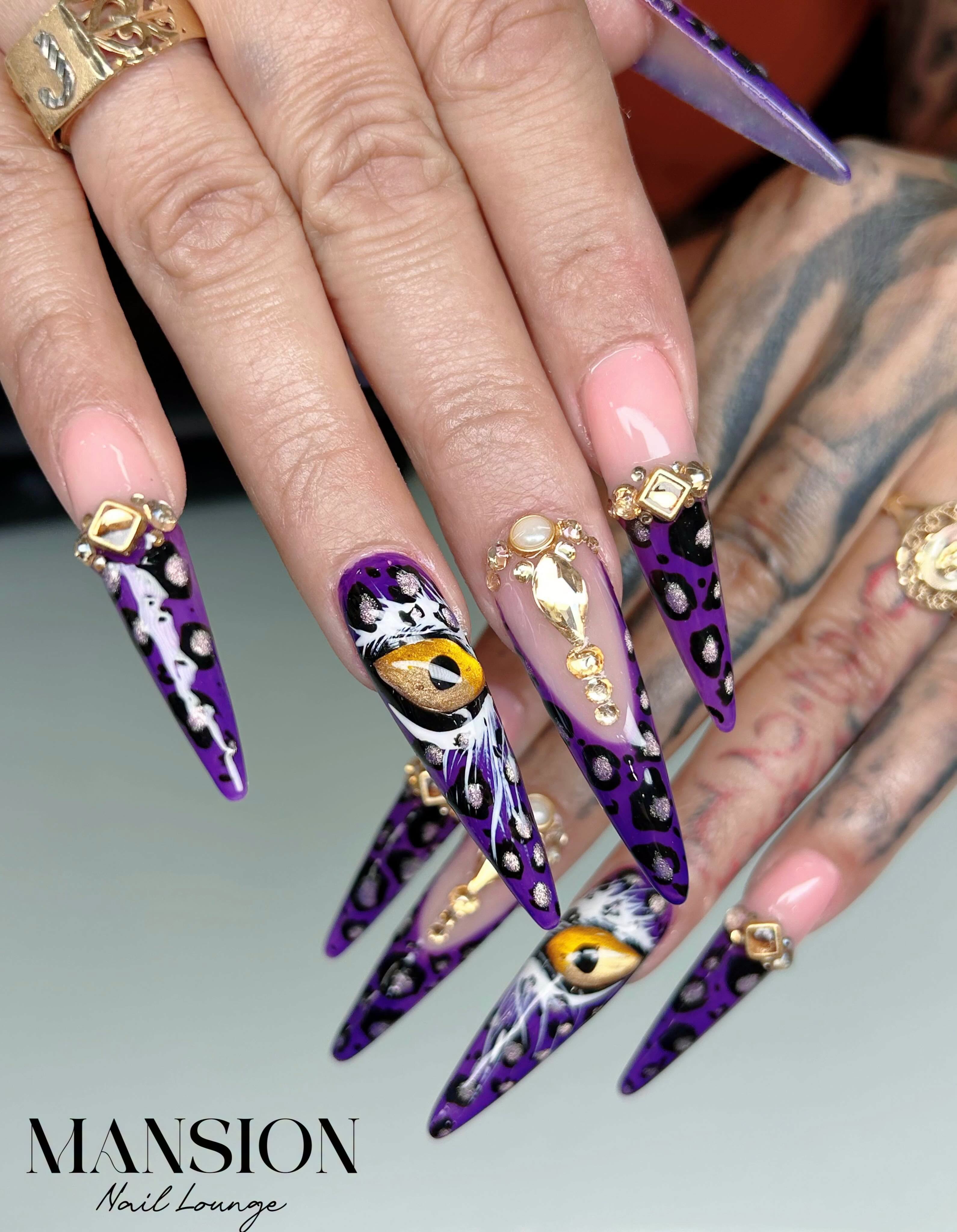 Top nails
